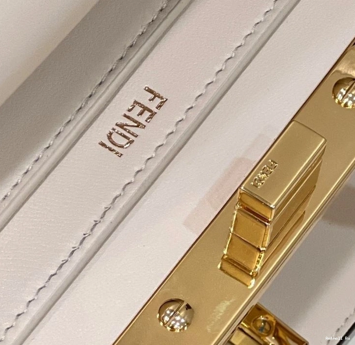 Fendi Unique Bags Peekaboo 57693 0728
